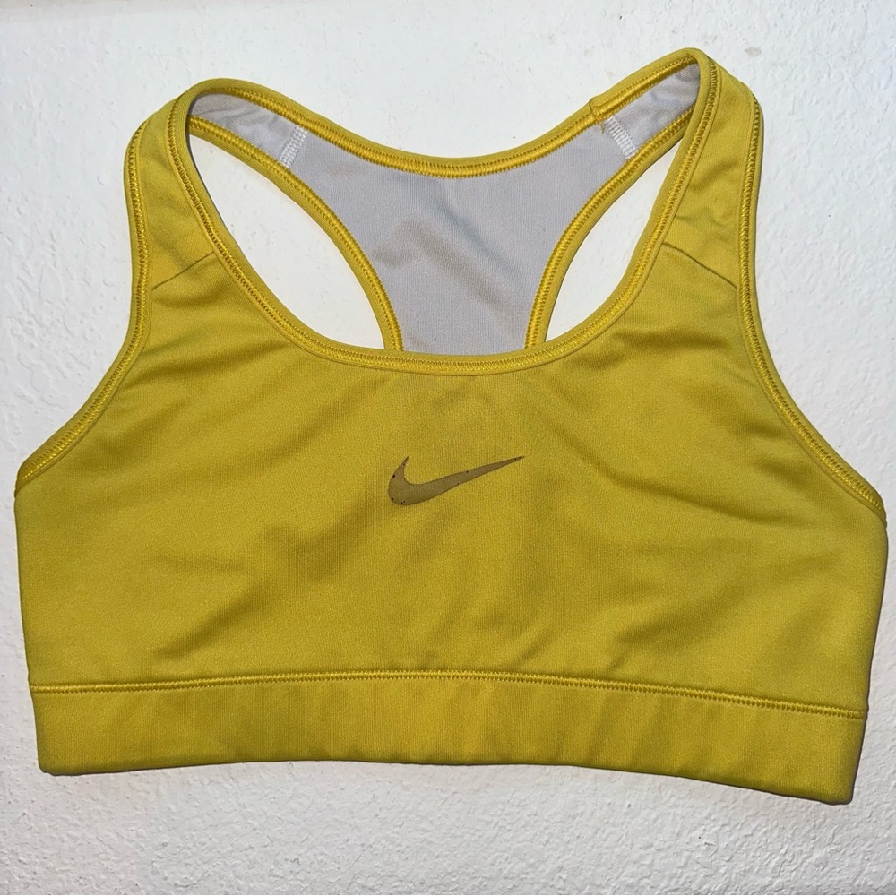 Nike Live Strong Sports Bra
